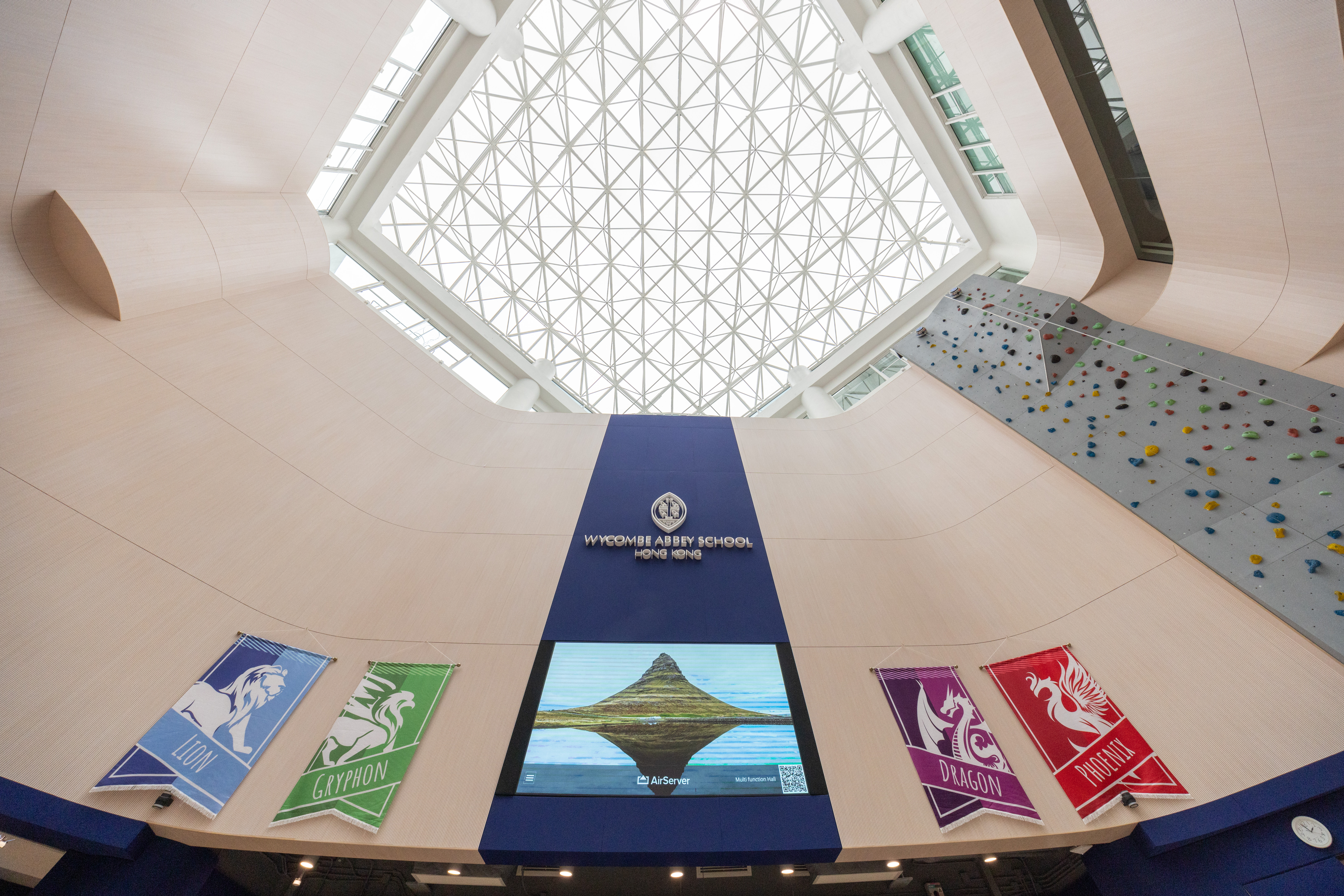 专题学校-香港威雅学校-坐落于香港仔心脏地带的卓越全人教育