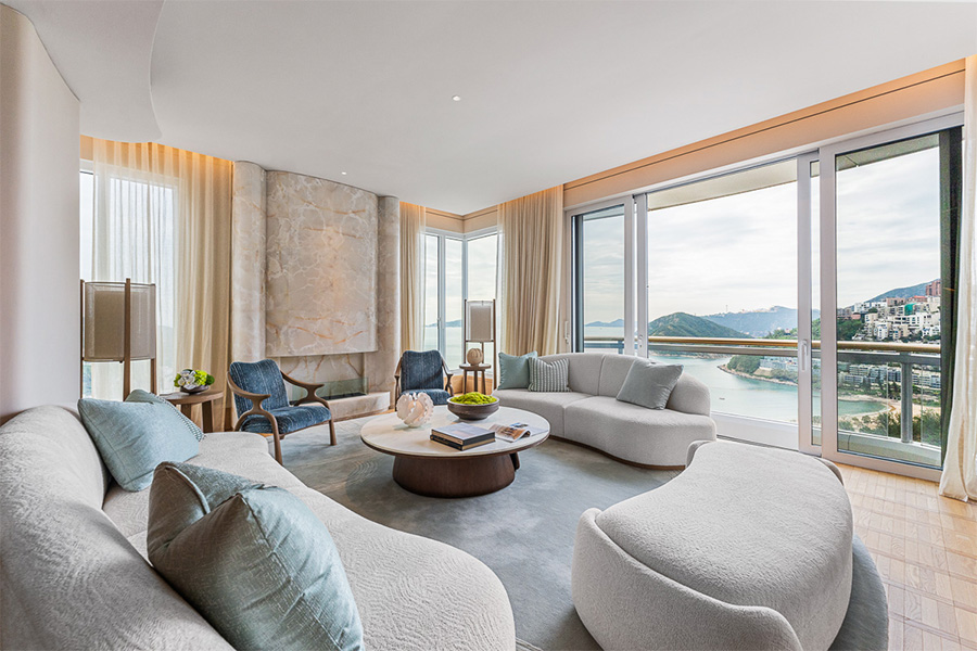 Verano at 125 Repulse Bay Road – exclusive low-density duplex residences with sea views