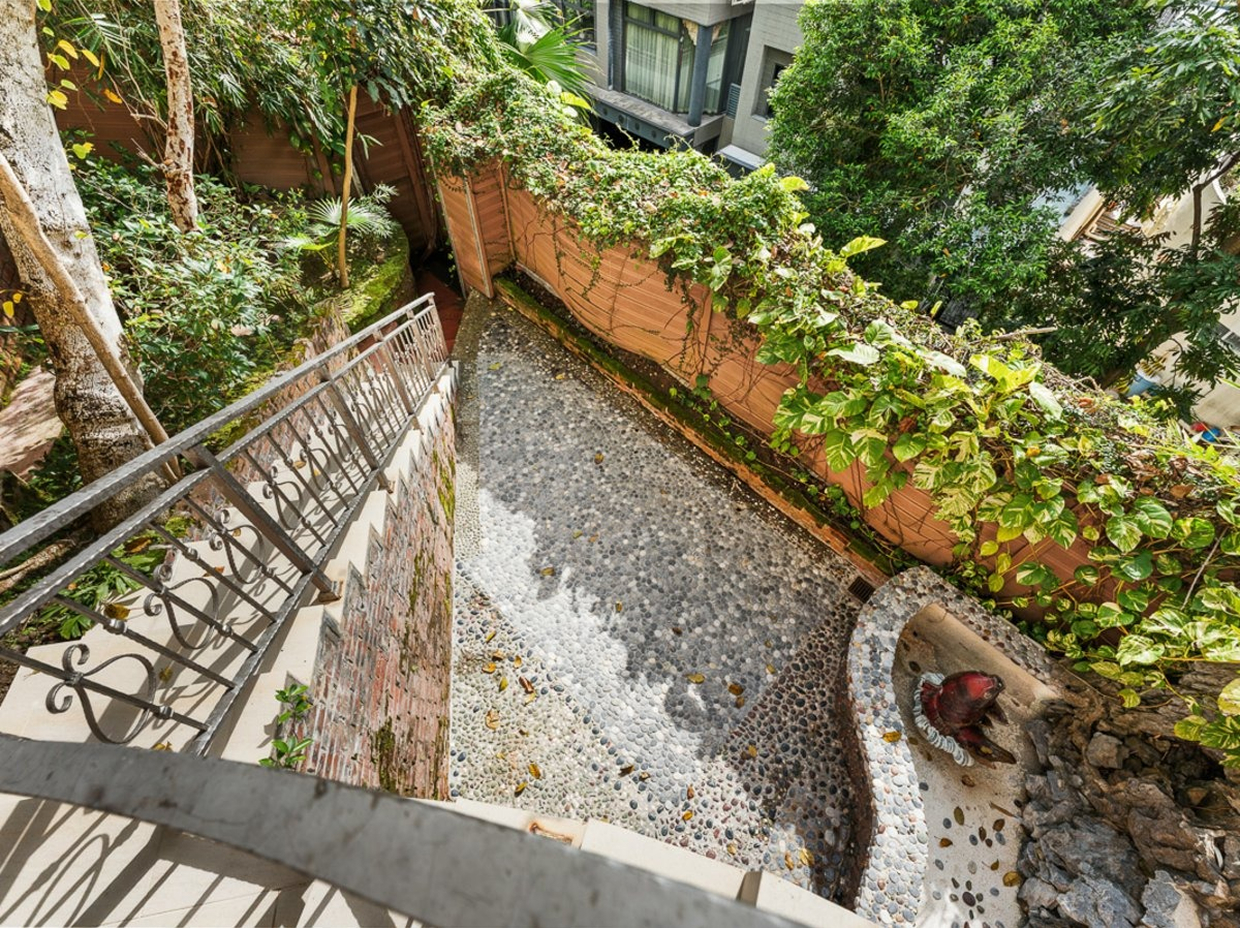 我們堅定的承諾與卓越服務，使 Habitat 成為香港領先的買賣及租賃代理。