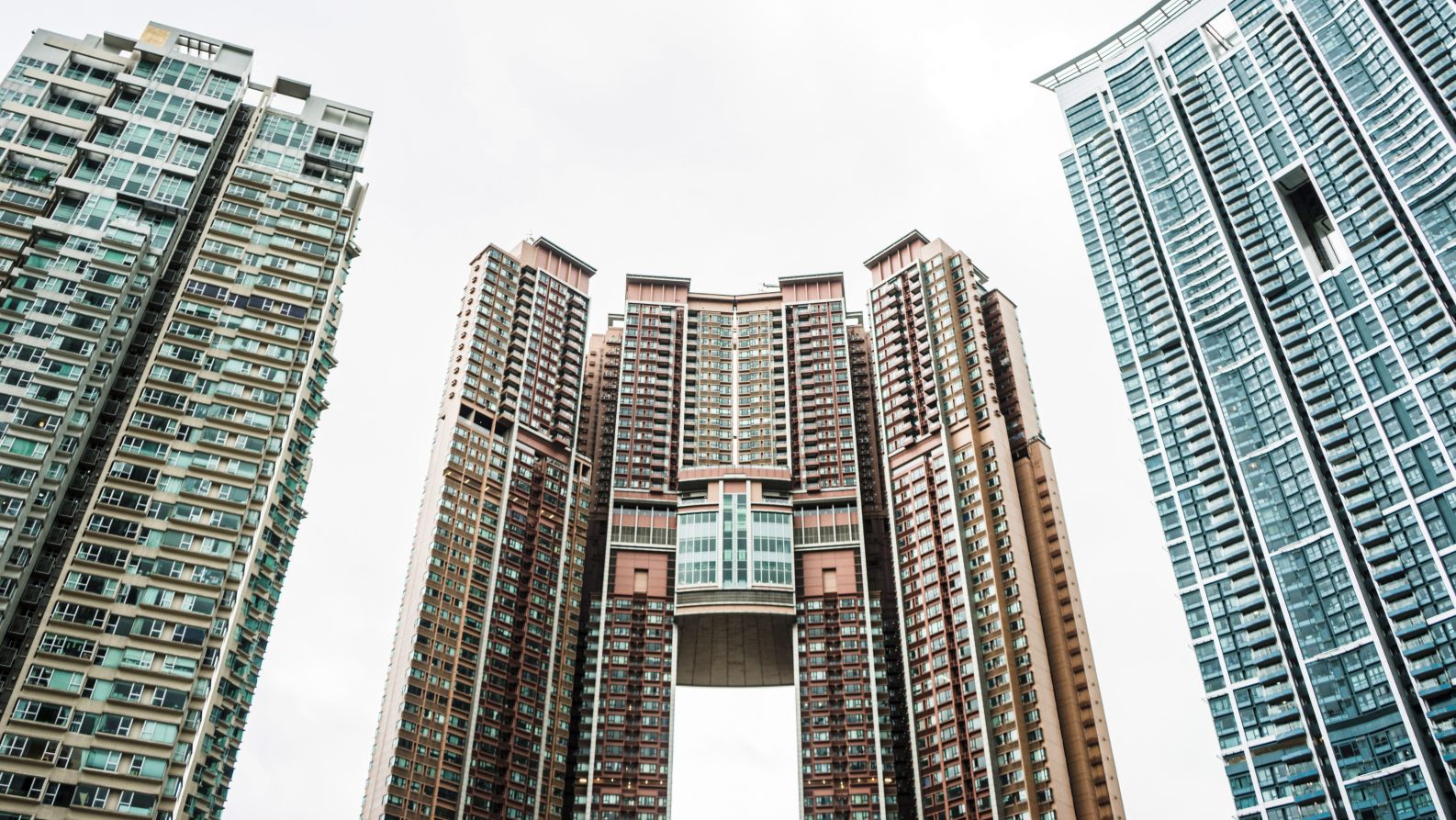 Should you Invest in Hong Kong’s Property Market during CoViD-19?